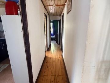 VENTA CASA CON AMPLIO TERRENO EN SECTOR DE HTOS FAMILIARES
