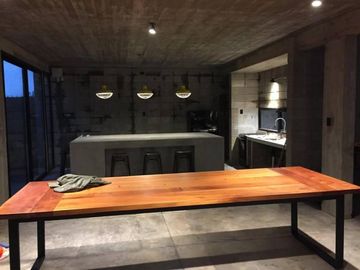 Casa-Quinta en dos plantas con Pileta y Quincho - 3 amb - Gran parque!!