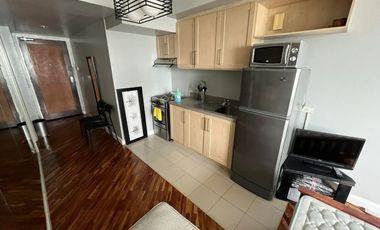 For Sale: Studio unit in Joya south tower Rockwell Makati Condominium