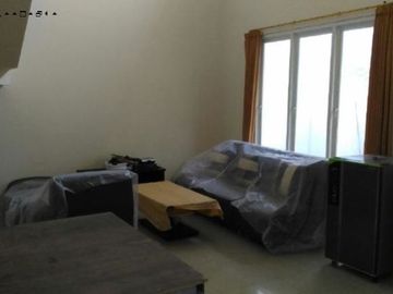 Rumah Wisata Bukit Mas 2 Ada furniture