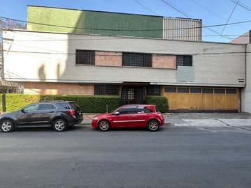 Casa  en venta en Lomas Altas