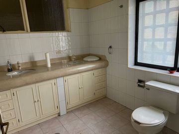 Casa  en venta en Lomas Altas