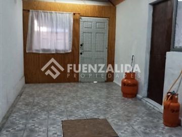 Casa en venta de 2 dorm. 1 baño, Garage con baño,en Coquimbo