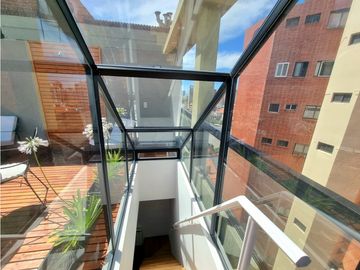 Departamento cuatro ambientes. Stella Maris. Terraza con jacuzzi.