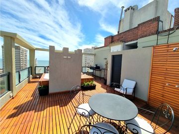 Departamento cuatro ambientes. Stella Maris. Terraza con jacuzzi.