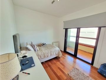 Departamento cuatro ambientes. Stella Maris. Terraza con jacuzzi.
