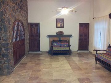 Casa en Fraccionamiento en Brisas, Temixco, Morelos CAEN-Ve-732-Fr