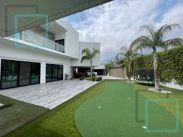 VENTA DE CASA EN VALLE DE LA SANTA CRUZ ZONA SANTA CATARINA