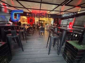 DERECHO DE LLAVES DE RESTAURANTE CON AMPLIA TERRAZA EN ÑUÑOA