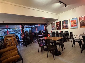 DERECHO DE LLAVES DE RESTAURANTE CON AMPLIA TERRAZA EN ÑUÑOA