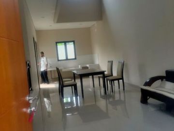 Rumah Ciputat Dekat Kampus UT Siap Huni