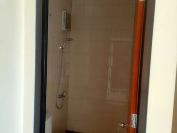 Rumah Ciputat Dekat Kampus UT Siap Huni
