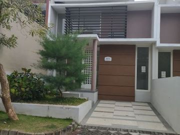 Promo Rumah Kawasan Elit di Casablanca dekat Exit Tol Kedungkandang