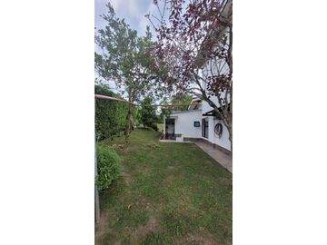 SE VENDE CASA CAMPESTRE EN EL CAIMO