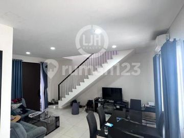 Rumah Cantik Siap Huni Dalam Cluster di Cbd, Cibubur.