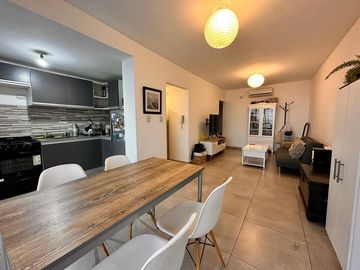 Increíble departamento de 2 dormitorios con terraza y cochera en Gral. Paz al 100