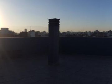 Increíble departamento de 2 dormitorios con terraza y cochera en Gral. Paz al 100