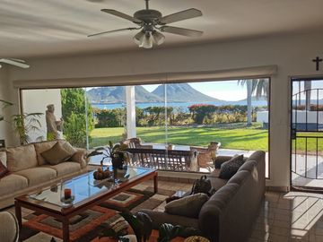 CASA EN VENTA FRENTE AL MAR EN GUAYMAS SONORA LAS TINAJAS