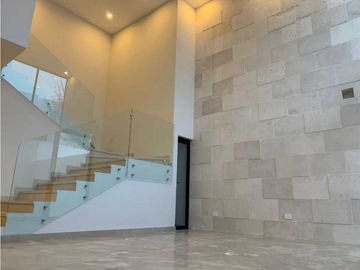 Casa Venta Bosques de Las Misiones con Hab PB, Santiago