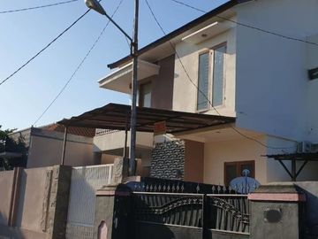 2nd floor house in Kekalik near Unram