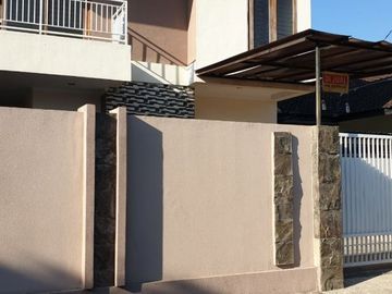 2nd floor house in Kekalik near Unram