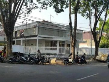 Rumah Jaksa Agung Suprapto, Strategis, Nol Jalan Raya