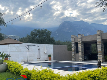 BAJA DE PRECIO Casa-Quinta Venta Barrial