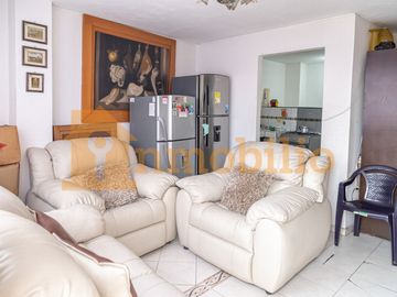 En venta cómodo apartamento en el Barrio Alfonso López, Bmanga
