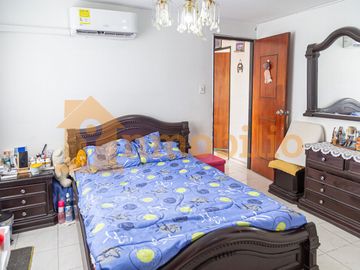 En venta cómodo apartamento en el Barrio Alfonso López, Bmanga