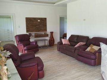 Dos Mangas Beautiful Retreat: Se Vende Casa Cerca del Mar en Dos Mangas