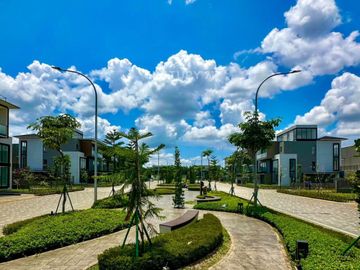 Rumah Indent Layton Navapark BSD Serpong #256037