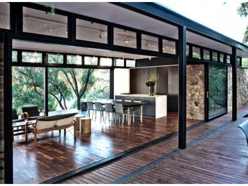 CV CASA EN STA. MAGDALENA, TILOXTOC, VALLE DE BRAVO (ML)