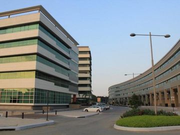 Local Comercial en Venta - Alquiler en Parque Empresarial Colón