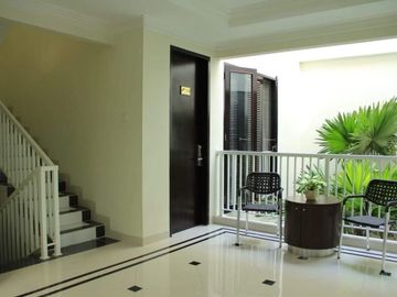 RUMAH EX GUESS HOUSE DIJUAL DI PONDOK INDAH