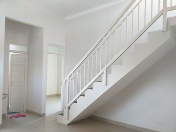 Rumah Murah 2 Lantai Dekat Kampus UMM Di Villa Bukit Sengkaling