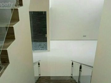 Dijual Rumah Waterfront Citraland New Gress Mewah Surabaya