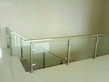 Dijual Rumah Waterfront Citraland New Gress Mewah Surabaya