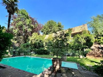 Casa en venta de 665m2 en Lo Barnechea