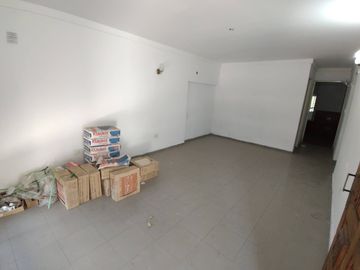 Casa con Departamento en venta en Gregorio de Laferrere