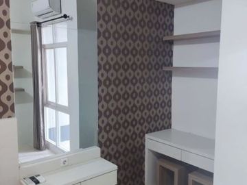 Apt. Bale Hinggil View Pool Full Furnish
