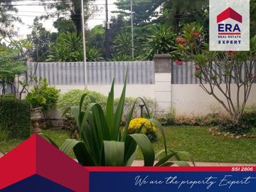 Dijual Rumah 2 Lantai, Letak Strategis, Bebas Banjir di Kayu Putih