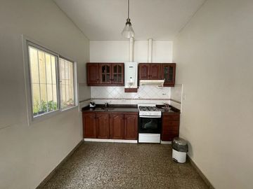 Casa PH en venta en Haedo Sur