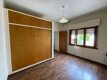 Casa PH en venta en Haedo Sur