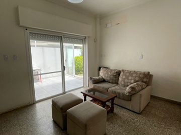 Casa PH en venta en Haedo Sur