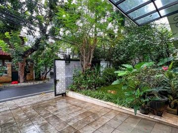 DIJUAL RUMAH di Jl SOLO / MENTENG, JAKPUS