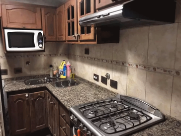 LUJOSO PH en Venta en Caballito 5 ambientes, 3 dormitorios, 2 baños, terraza, parrilla, hogar a leña 140 m2 - Rosario 800