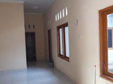 Rumah cantik tepi aspal jalan Kabupaten dlm Ringroad