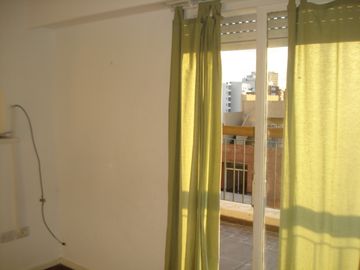 2 Ambientes c/BALCON TERRAZA