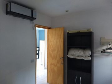 PROMOCIÃN DOLARES 60.000! Casa de 1 dormitorio y amplio terreno con increible vista al lago