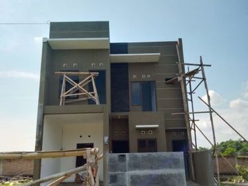 Pilihan Terbaik Rumah 2 Lantai Di Taman Edelweis Buntalan